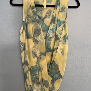 Small Flowered Blouse